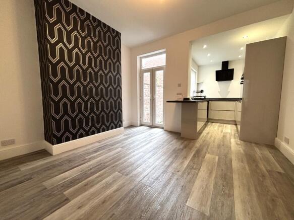 8 Webb Lane 26/05/2021, 11:25 IMG_8011.jpg