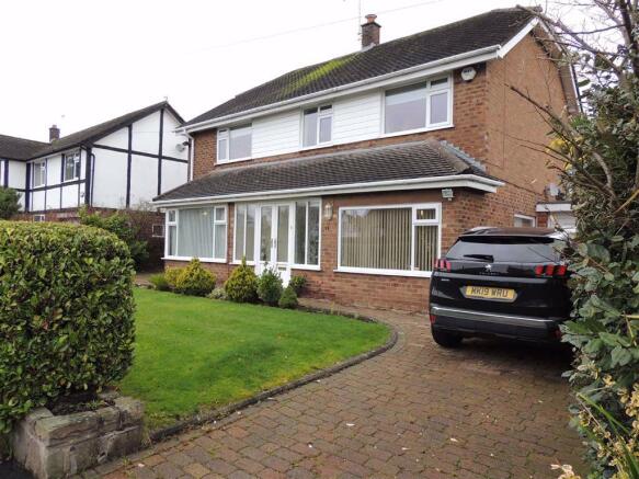 4 bedroom detached house for sale in Marsham Road, Hazel Grove