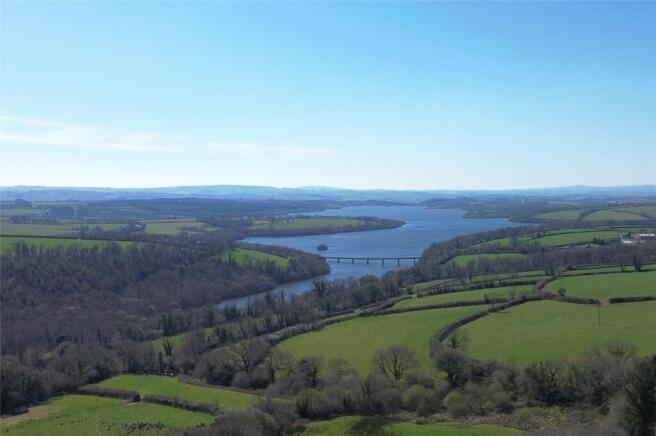 Roadford Lake