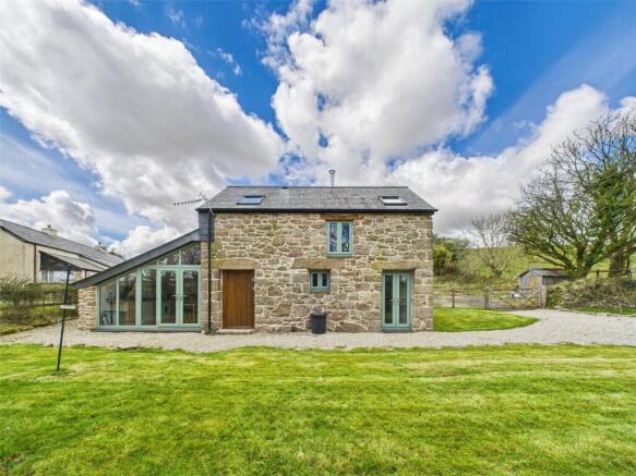 Blackadon Barn