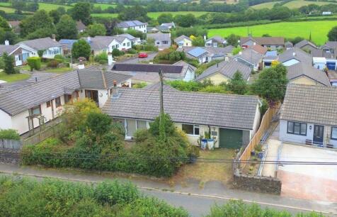 Hellescott Road, North Petherwin, Launceston, Cornwall, PL15