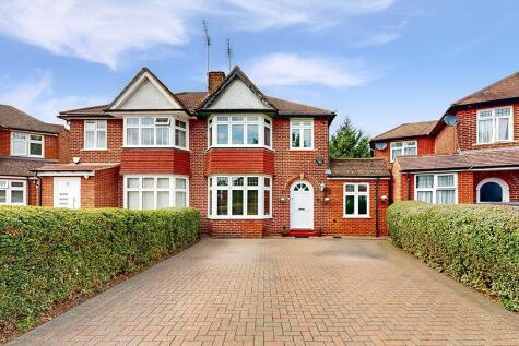 Home Mead, Stanmore, HA7