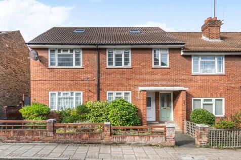 Derby Court,
Derby Road, SW14