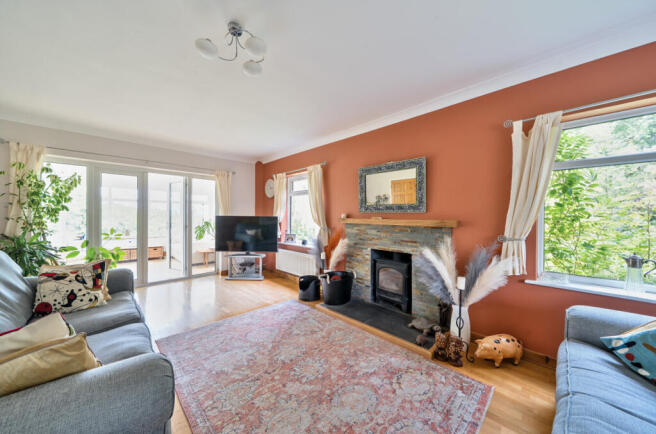 1301977-8-684059f...