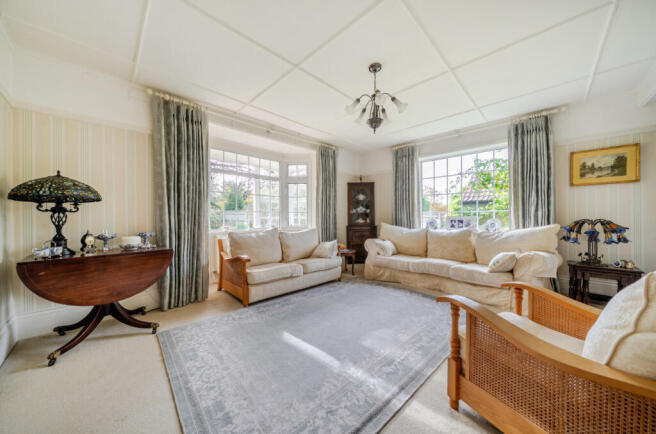 1375278-12-690a03...