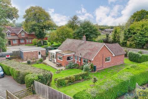 Grange Close, Horam, TN21