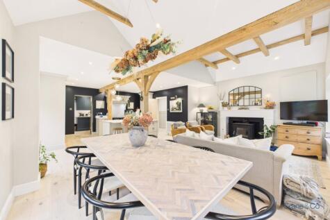  Cross in Hand, Heathfield, TN21