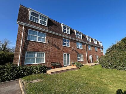Knighton Park, Sea Road, Barton On Sea, New Milton, Hampshire. BH25 7PG