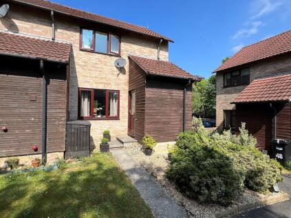 Eastlands, New Milton, Hampshire. BH25 5PH