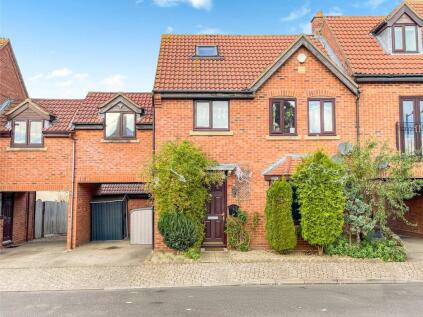 Edzell Crescent, Westcroft, Milton Keynes, MK4