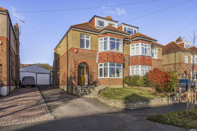 13 Grant Road, Fa...