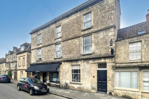 High Street, Marshfield