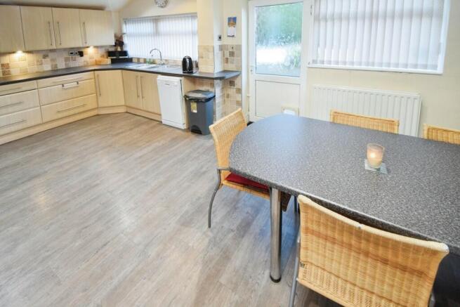 a5521aa9-Kitchen ...