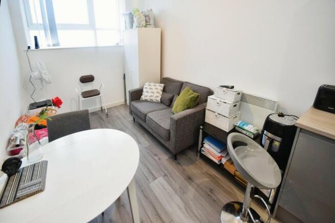 d546fde8-Lounge