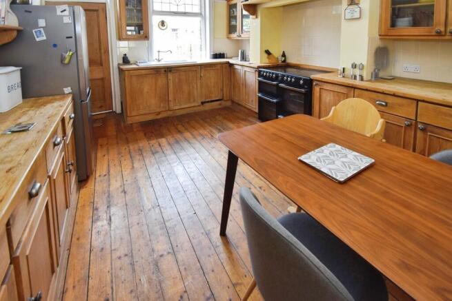 7cabd74f-Kitchen