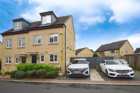 Dean House Gate, Allerton