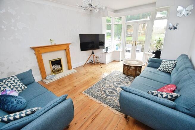 5fdd079e-Lounge 2...