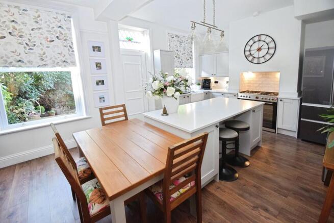 3c2de7a9-Kitchen ...