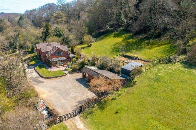 5 bedroom equestrian facility  for sale