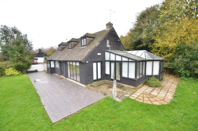 4/5 bedroom main house