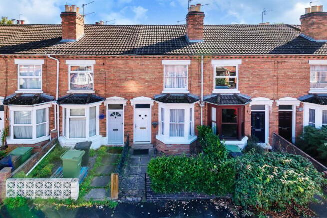 3 bedroom terraced house  for sale Worcester