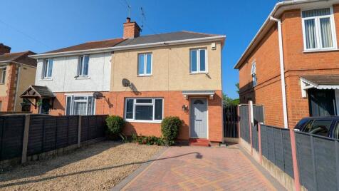 Cedar Avenue, Worcester, WR4