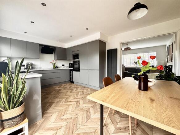 Dining Kitchen