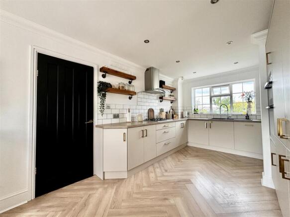 Kitchen/Dining Room