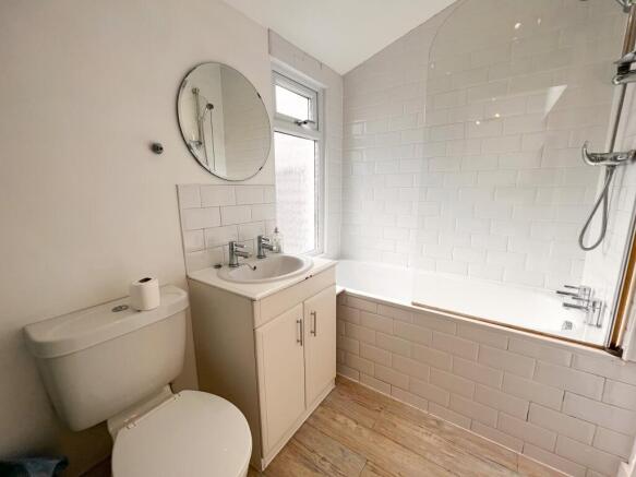 Bath 1.jpg