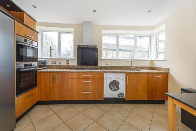 birchwood-house-4...