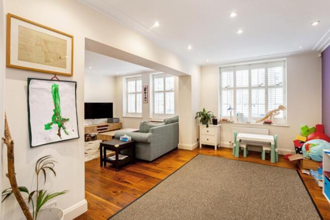 Glenmore House 29...