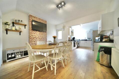 Ferndale Road, Lodmoor, Weymouth