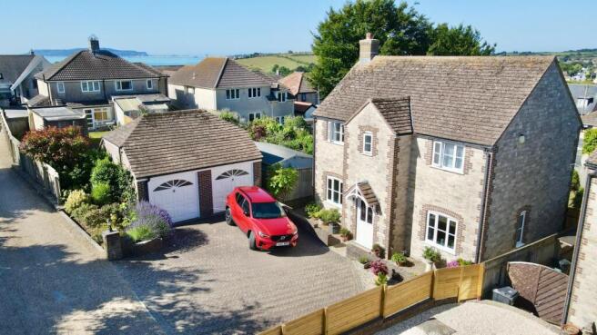 dji_fly_20250710_093432_463_1752136482790_photo.jp