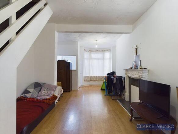 CAM01056G0-PR0389-STILL001 T202511110946.jpg