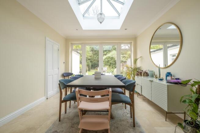 12-Staveley-Road-...