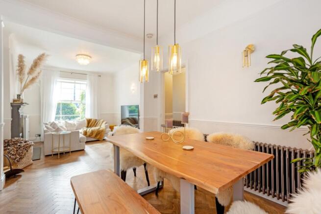 172 Oxford Road 2...