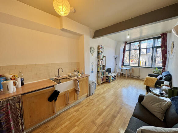 Living & Kitchen Area