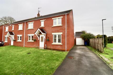 St. Oswalds Close, Wilberfoss, York