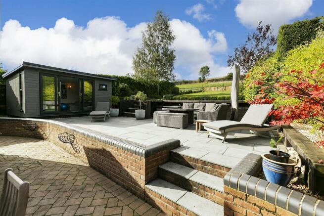 012 - 2 School Rise.jpg