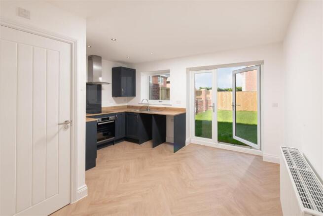 001 Newett_ParsonsGreen__Plot22_Kitchen.jpg