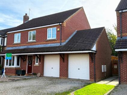 Hazel Crescent, Gilberdyke, Brough