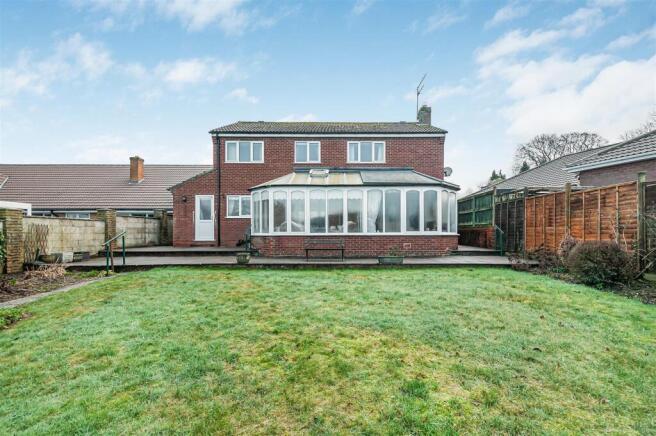 12 Drovers Rise - stills6.jpg