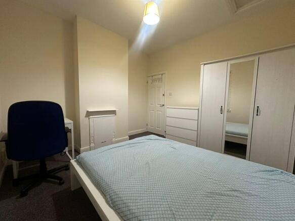 PHOTO-2025-11-10-...