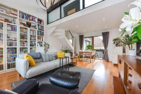 Pound Farm Road, Chichester, PO19