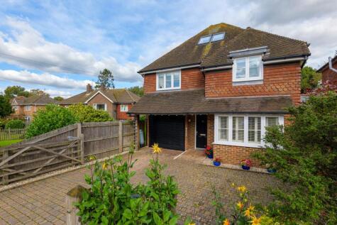 School Road, Saltwood, Hythe, CT21