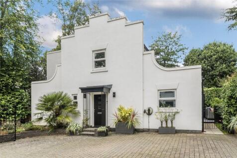 Villa Gardens, High Street, Flitwick, Bedfordshire, MK45