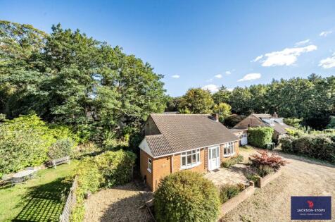 Dene Close, Woburn Sands, Bedfordshire, MK17