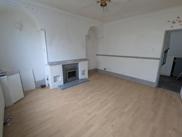 PXL_20251027_1253...