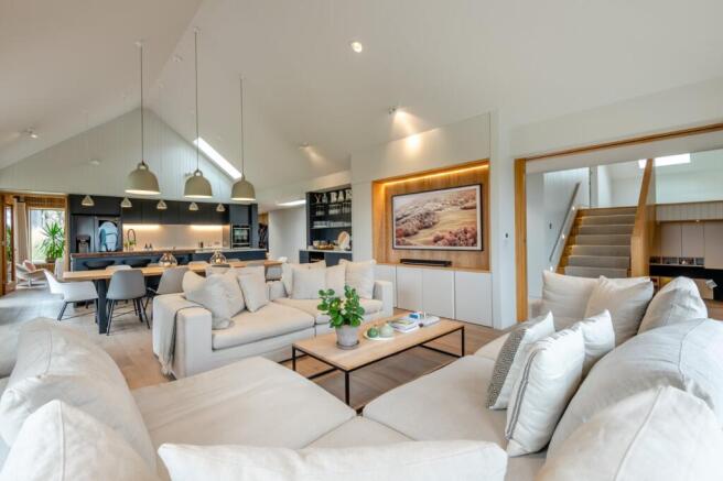 Open Plan Reception
