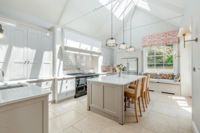 Kitchen/Breakfast Rm